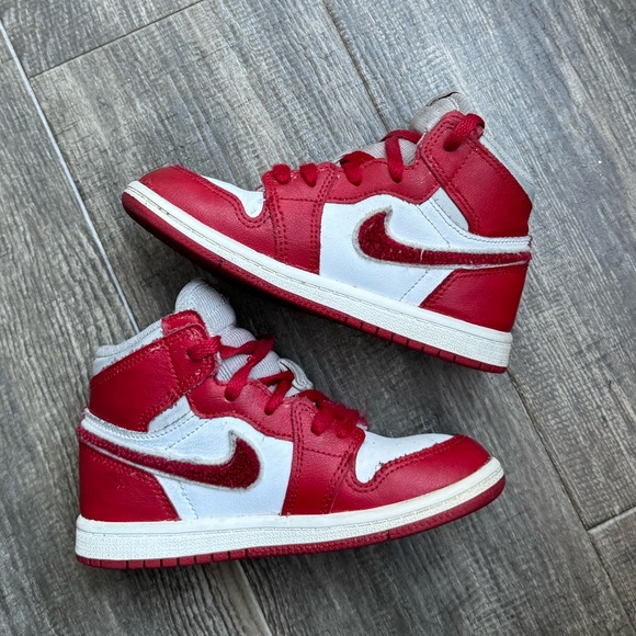 Jordan 1 retro high red white 10c - Picture 2 of 6